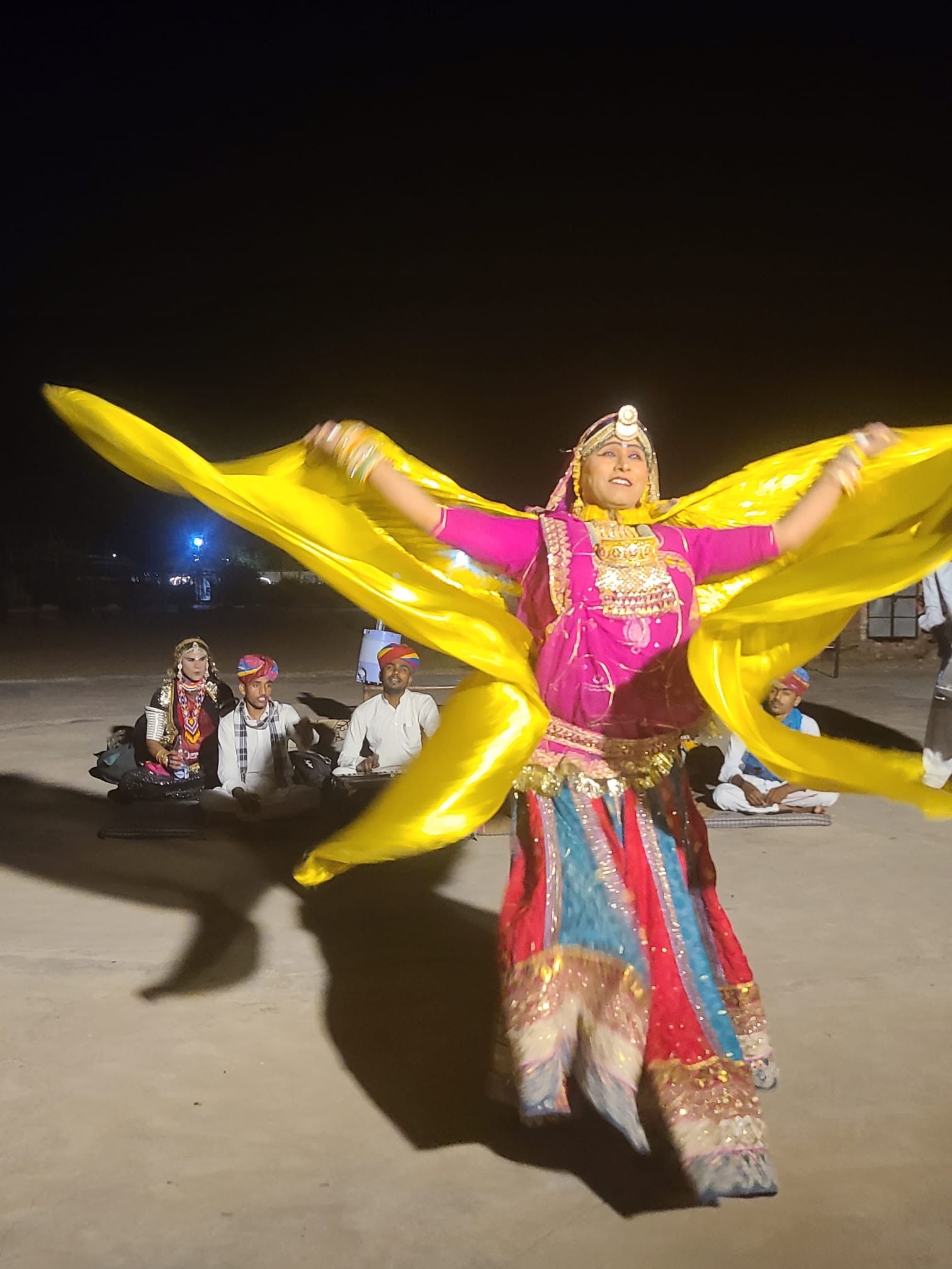 Danseuse indienne — soins énergétiques et bien-être holistique
